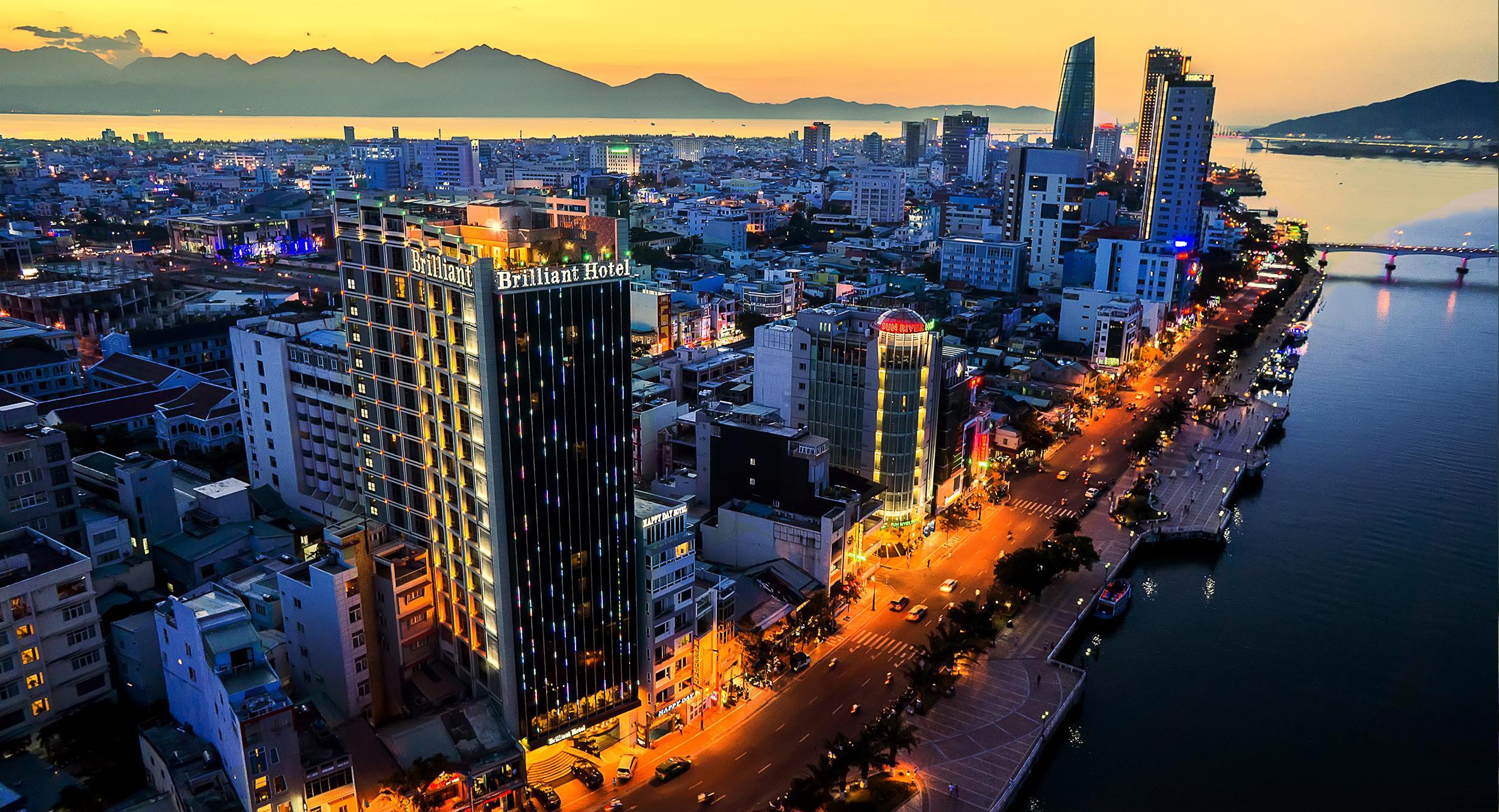 โรงแรมบริลเลียนท์ ดานัง ภายนอก รูปภาพ
